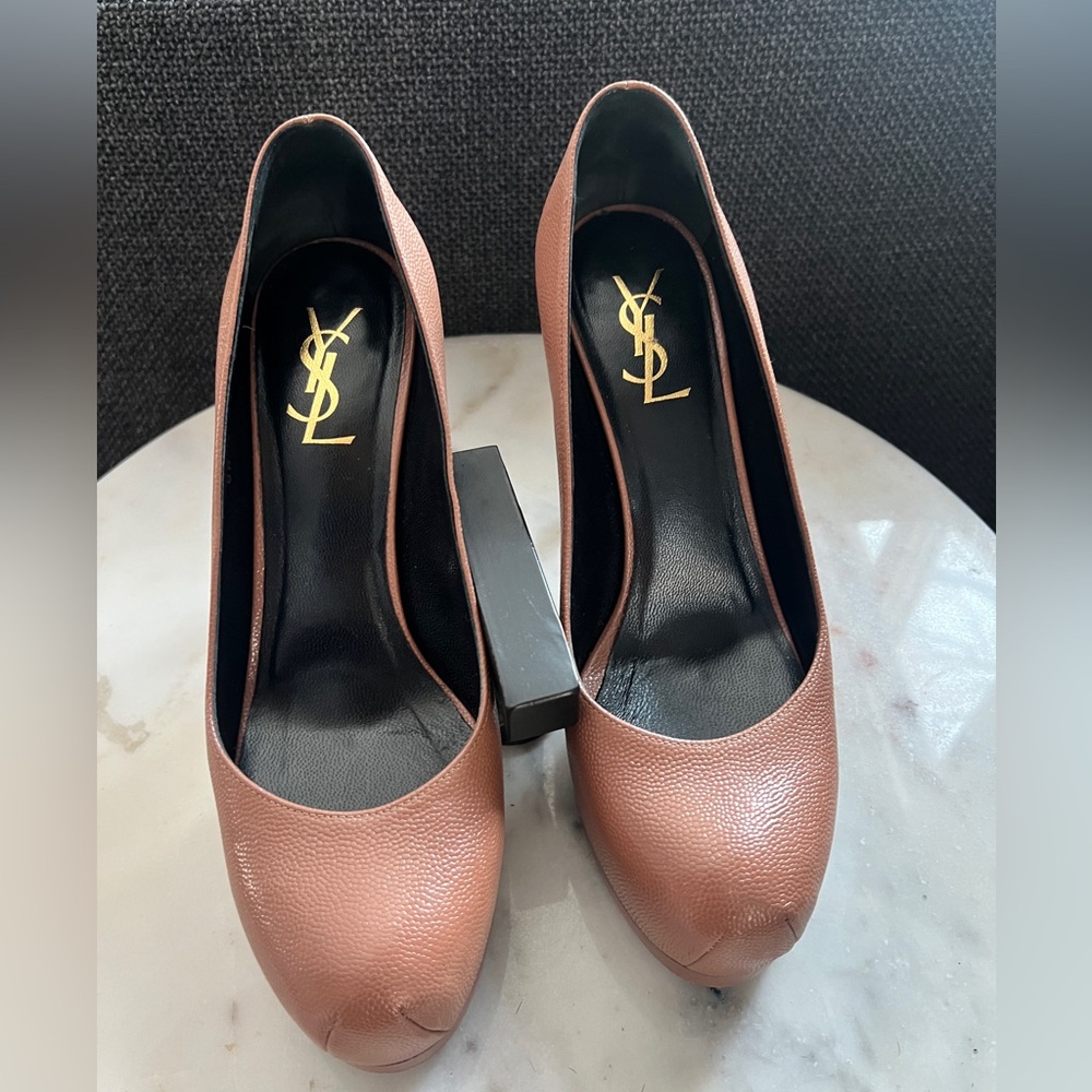 YSL Tribtoo Pump Platform Shoe in Beige tan Womens